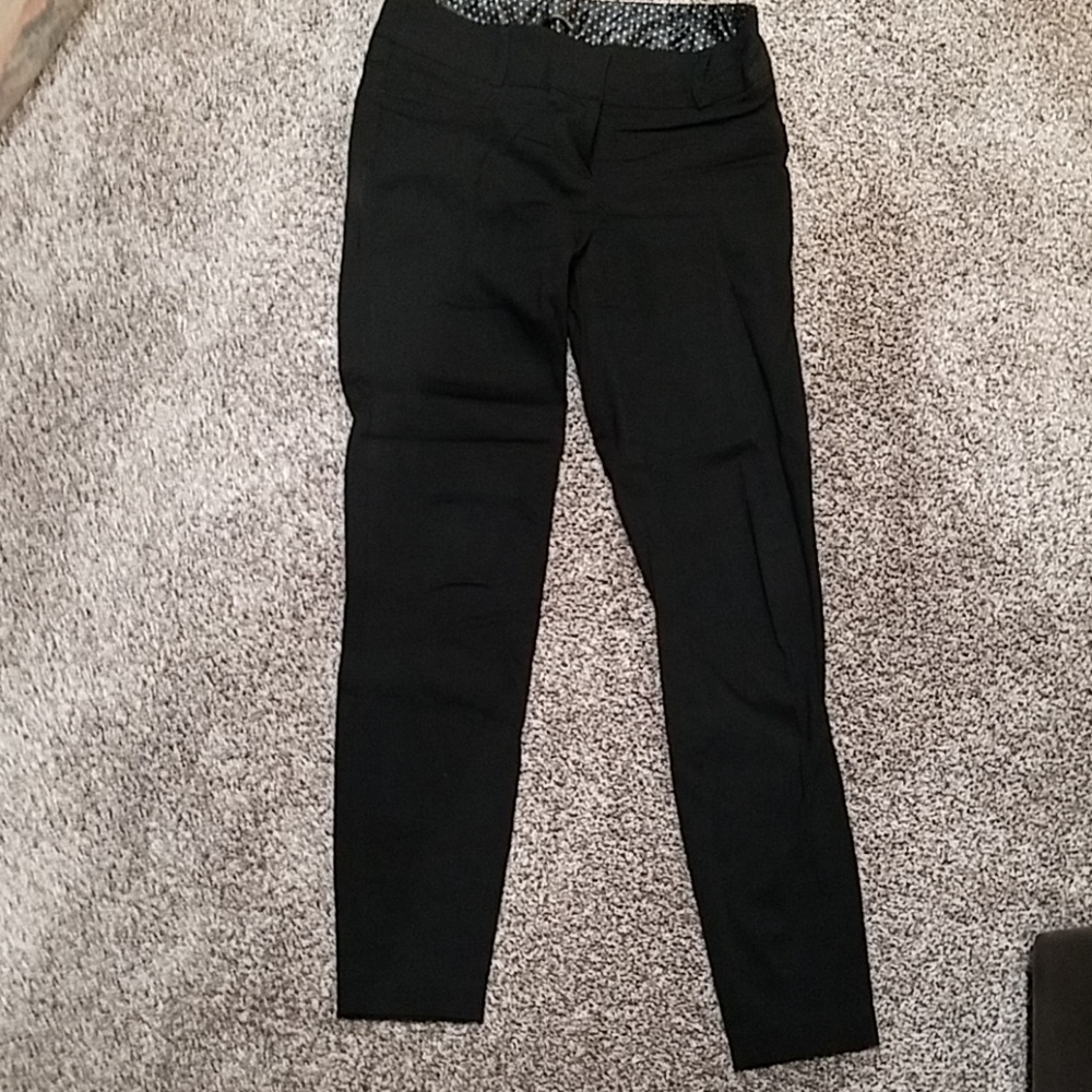 Maurices I am smart skinny pants in black size 3/4